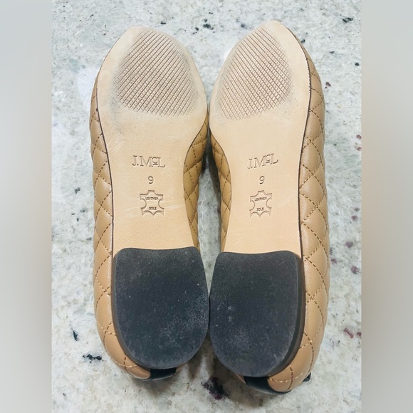J. McLaughlin QUILTED LEATHER FLATS - Picture 9 of 14